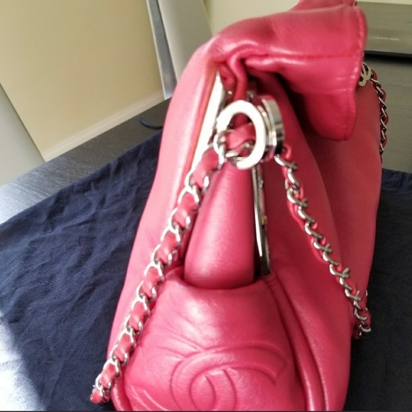 Authentic Chanel Bag - Picture 6 of 10